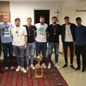 Misom zahvalnicom i podjelom medalja završena sezona KMNL-a u Zagrebačkoj nadbiskupiji